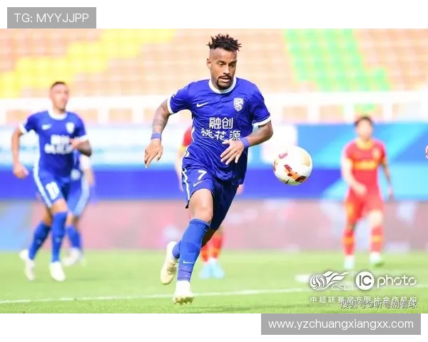 愿平安原武汉长江外援巴普蒂斯唐突发倒地比赛中被紧急抬离场 愿平安原武汉长江外援巴普蒂斯唐突发倒地比赛中被紧急抬离场